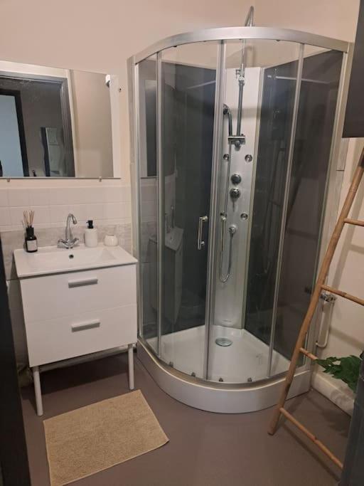 Studio 15 Mn De Paris Chelles  Extérieur photo