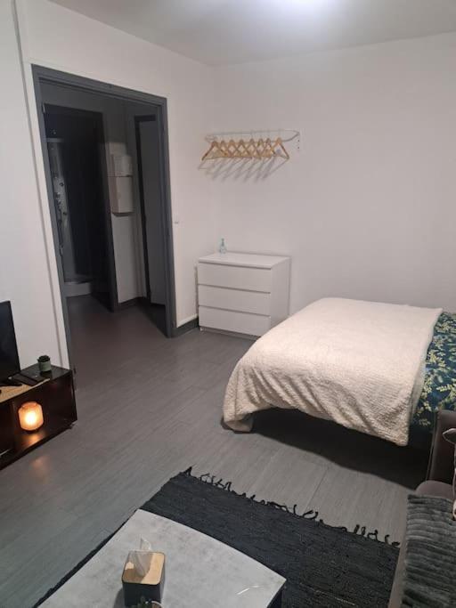 Studio 15 Mn De Paris Chelles  Extérieur photo